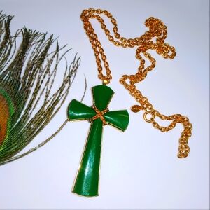 Vintage Avon Green Acrylic Gold Tone Juliet Cross Necklace 2.5×1.5; 26"
